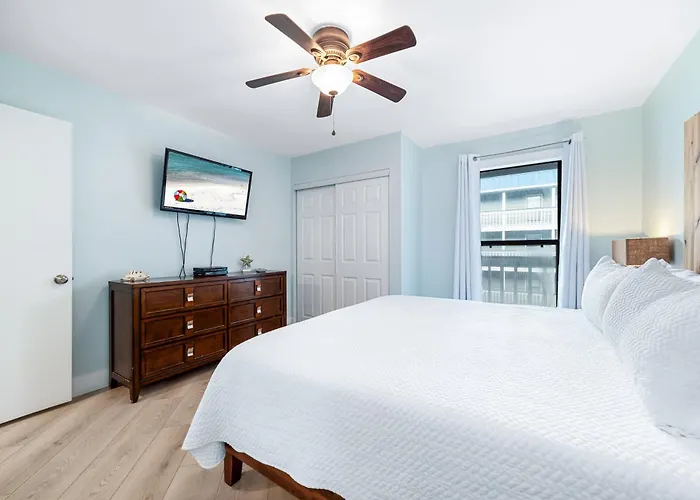 Regatta 204a Beachfront Views And Pool * Gulf Shores
