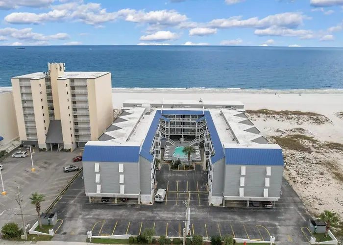 Regatta 204a Beachfront Views And Pool Holiday home Gulf Shores